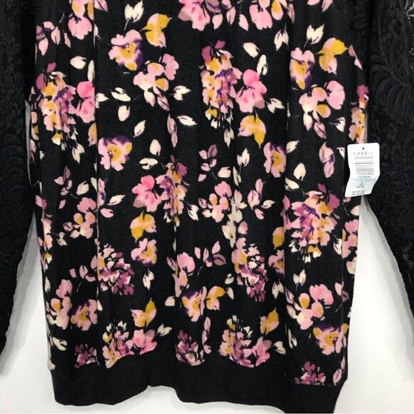 Torrid Black Pink Floral Lace Sleeve Soft Pullover Knit Top NEW - Picture 3 of 13